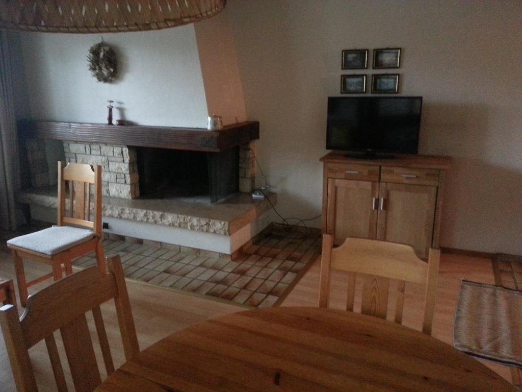 Wohnung Casa Hirundella Trin Habitación foto